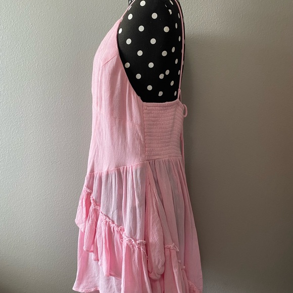 Free People Pink Ruffled Romper Medium - Picture 4 of 7